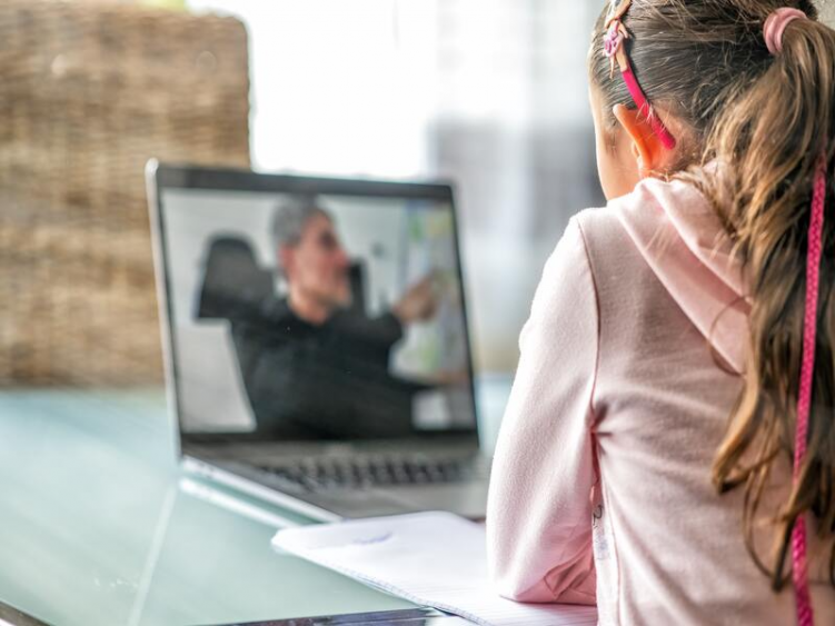The Benefits of Using an Interactive Language Learning Platform for Multilingual Proficiency
